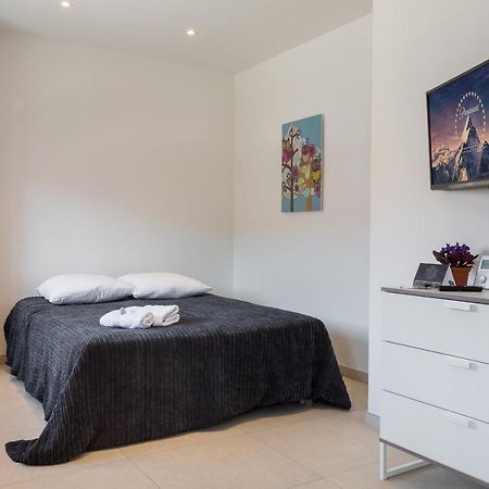 Appart Azur Apartment แซ็งต์-โลร็อง-ดู-วาร์ ห้อง รูปภาพ