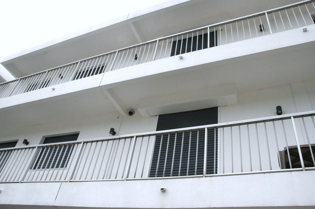 Appart Azur Apartment แซ็งต์-โลร็อง-ดู-วาร์ ภายนอก รูปภาพ