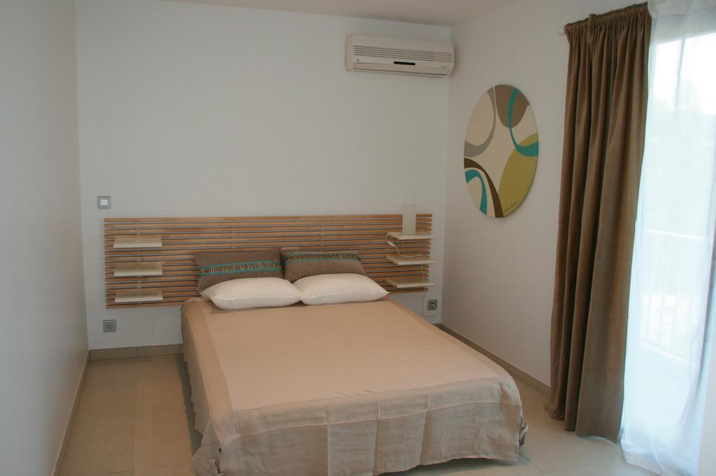 Appart Azur Apartment แซ็งต์-โลร็อง-ดู-วาร์ ห้อง รูปภาพ