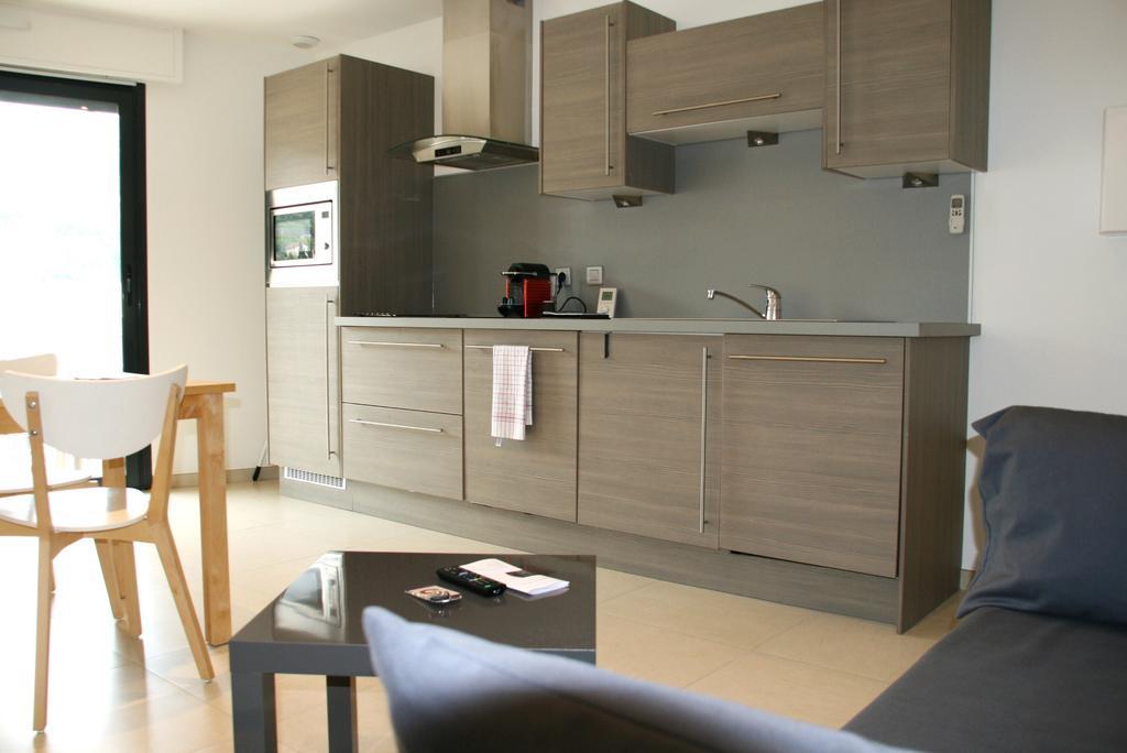 Appart Azur Apartment แซ็งต์-โลร็อง-ดู-วาร์ ห้อง รูปภาพ